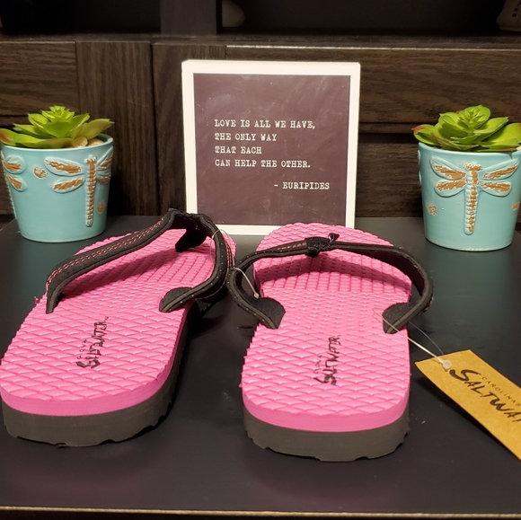 carolinas saltwater | Shoes | Flip Flops | Poshmark